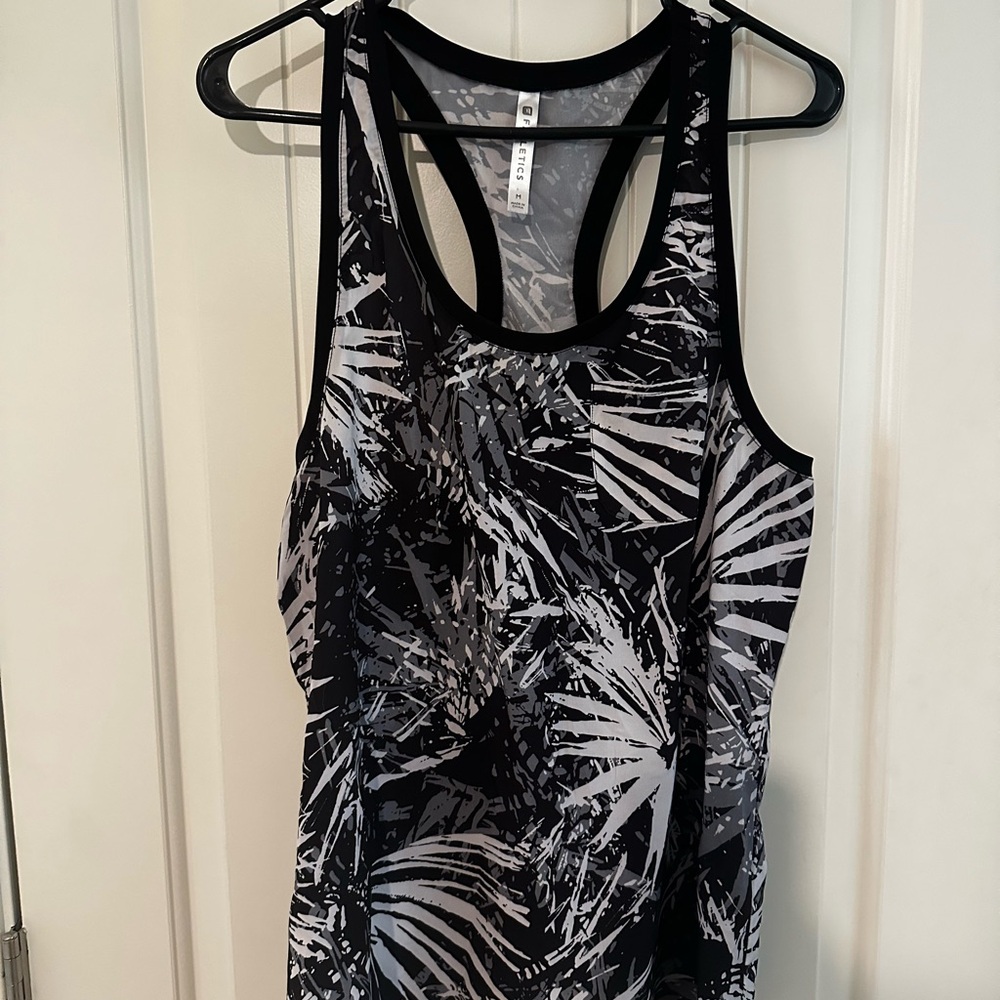 Women's Black and Gray Patterned Tank Top